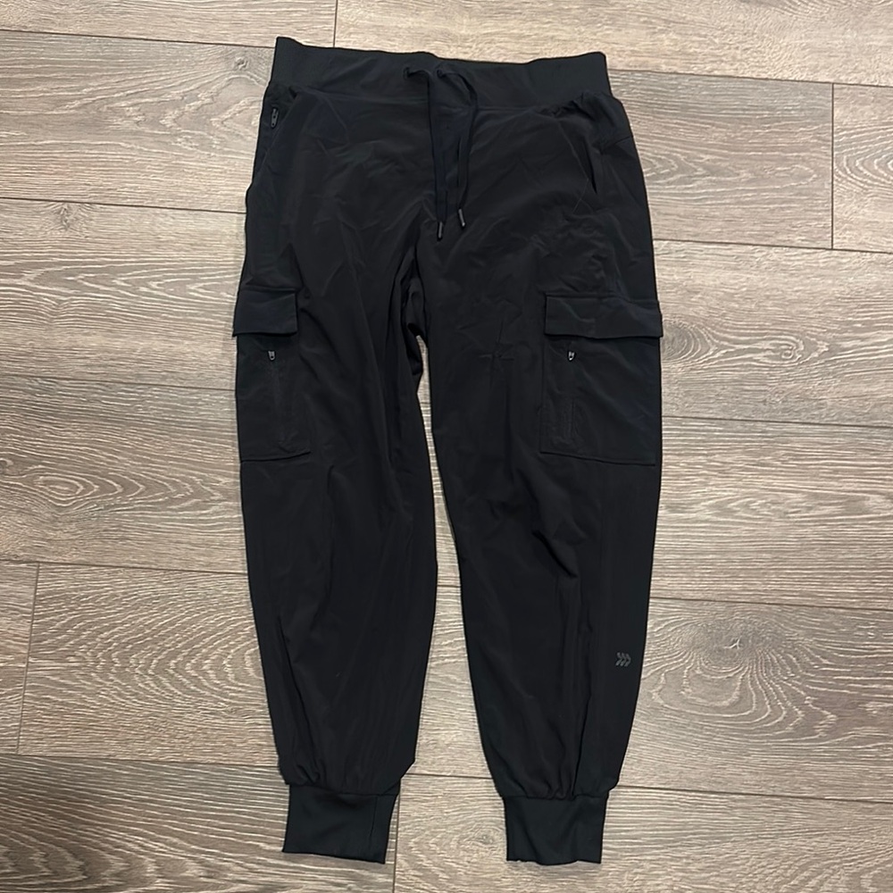 All in Motion Black Cargo Pants with Elastic Waistband